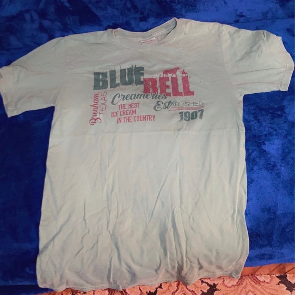 Cute turquoise tee/ bluebell brand